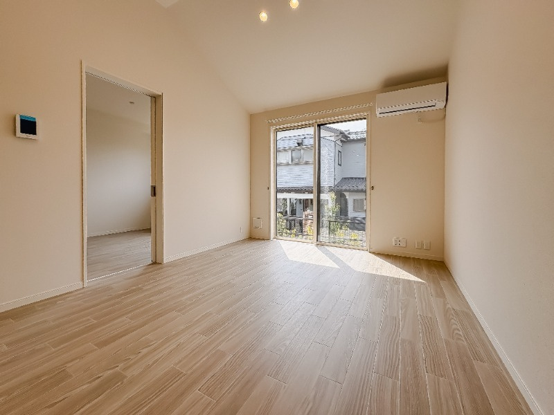 さいたま市北区日進町１丁目のアパートの居間・リビング|リビング/ダイニング