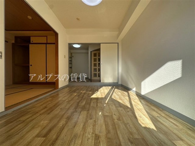 【居間・リビング】 | オークハイム