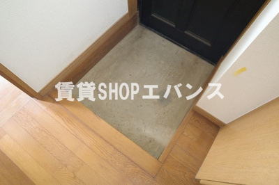 【玄関】 | グローバルヴィラ弐番館