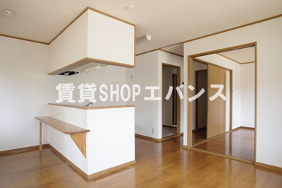 【居間・リビング】 | グローバルヴィラ弐番館