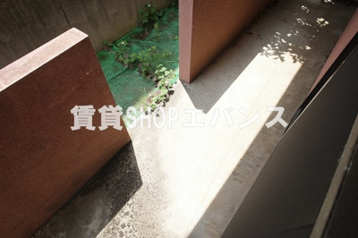 【バルコニー】 | グローバルヴィラ弐番館