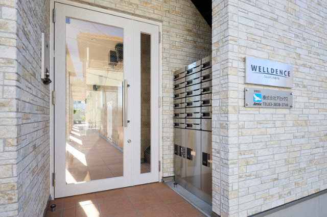 WELLDENCE鳩ケ谷のエントランス|建物の内部です