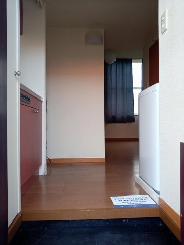 レオパレスフライトホフⅡの玄関|毎日通る玄関はこちらです