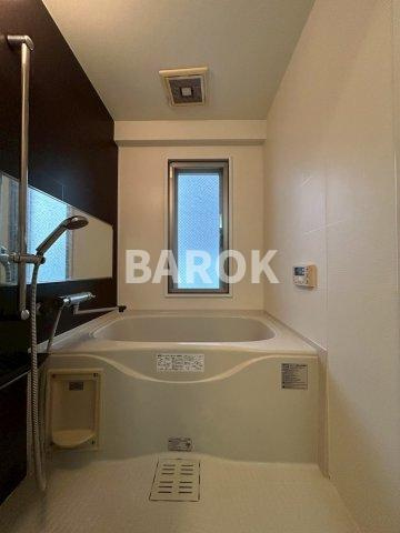 レジデンシャルヒルズアーバンプレイスの浴室