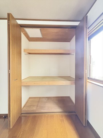 ロードライトの収納|大きなスペースがあり、収納には困りません