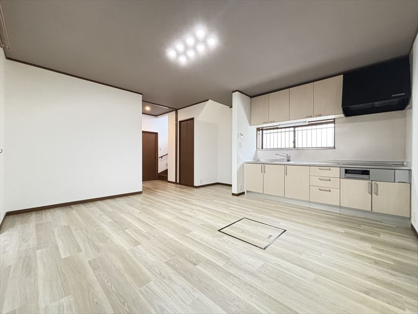 ロードライトの居間・リビング|おしゃれな居間です