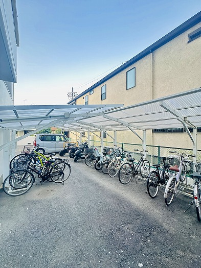 【駐輪場】の画像