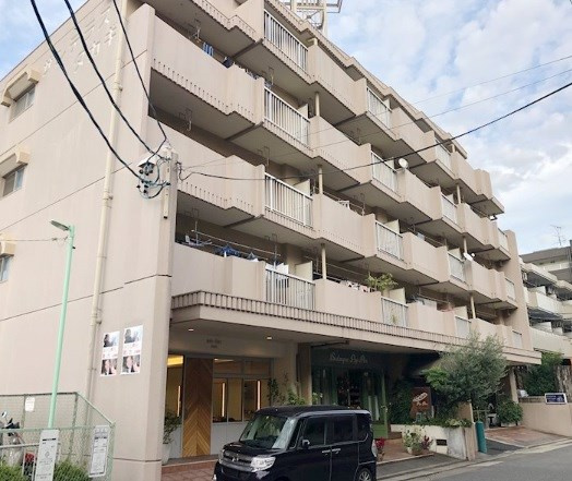 サンテラスタカギ