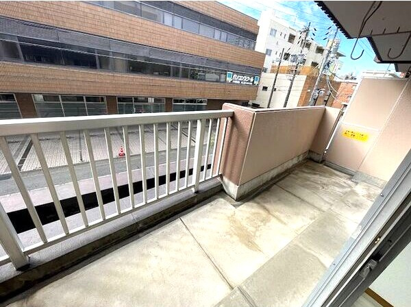 サンテラスタカギのバルコニー