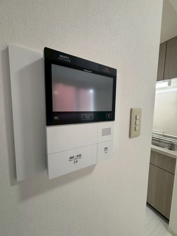 シアス本郷通りの防犯設備|安心安全のオートロック＋モニター付きインターホン完備！