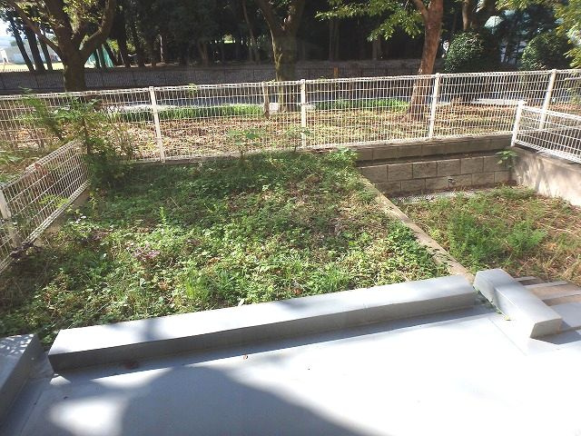 川越ニューシティいせはら リバーサイド壱番街２号棟の庭