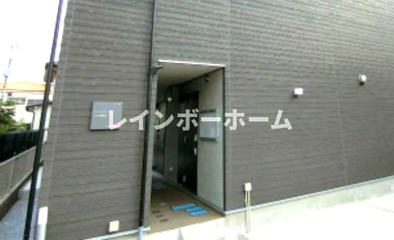 リブリ・朝霞本町のエントランス