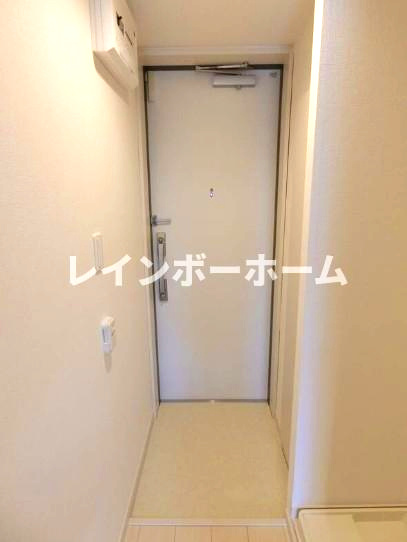 リブリ・朝霞本町の玄関