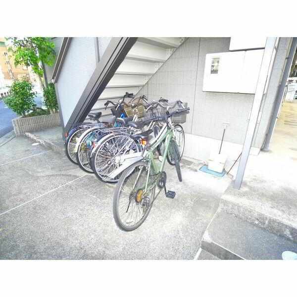 Ｓｉｄｅ　３の駐車場|駐車場に車を止められます