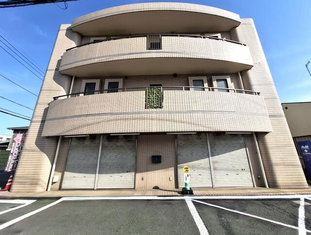 くりはらビルの外観