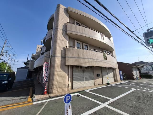 くりはらビルの外観