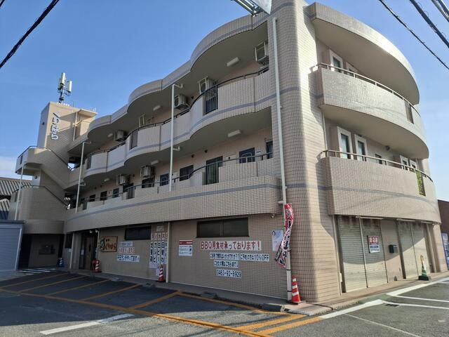 くりはらビルの外観