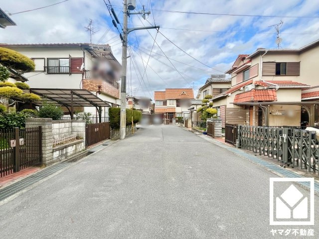 京田辺市草内八田　第1の前面道路含む現地写真