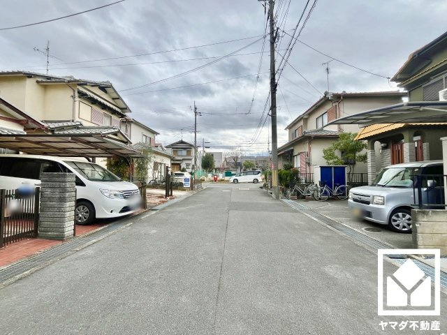 京田辺市草内八田　第1の前面道路含む現地写真