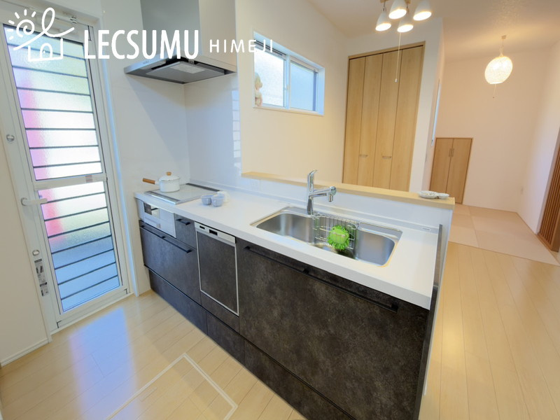 姫路市北原/新築戸建のキッチン