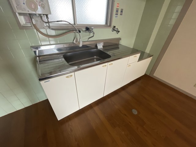 福沢ビルのキッチン