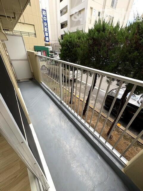 山口マンションのバルコニー|落ち着いた時間を過ごせるバルコニーです