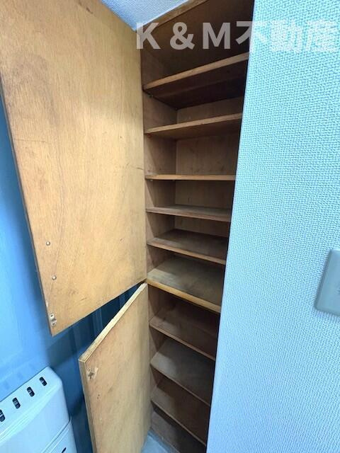 山口マンションの収納|小物を収納するのに便利です