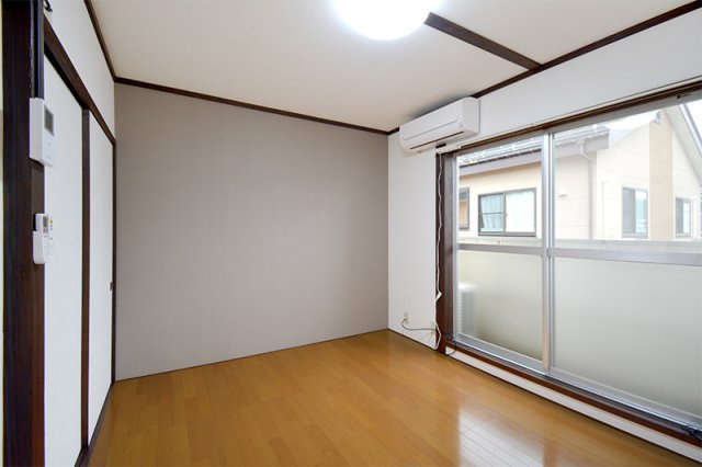 ラ・ネージュ上越Ⅱの居間・リビング