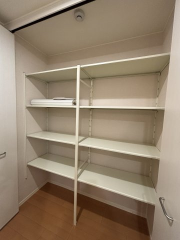 レトア　オークの収納