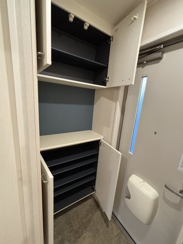 レトア　オークの玄関