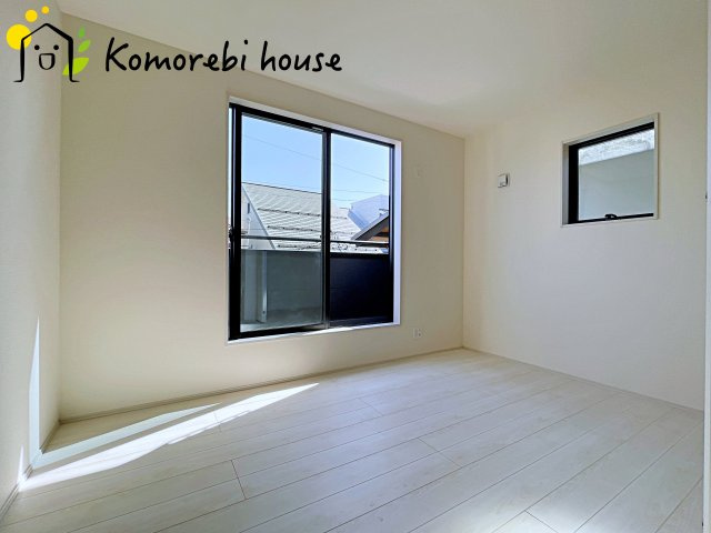 上尾市原市　第8　新築一戸建て　リーブルガーデン　01の寝室|26.3.14撮影済み
