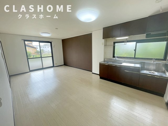 チッチとポッポB　　刈谷市近郊の賃貸はクラスホーム刈谷店の居間・リビング