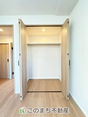 【収納】 | ダイアパレス自治医大3番館 | 収納もたっぷり容量がございます♪大型荷物も収納できて便利ですね！
