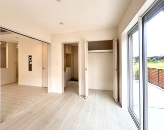 【居間・リビング】 | 府中市四谷４丁目　全14棟　5号棟　仲介手数料無料