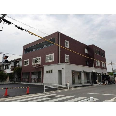 グランドフォレスタの駐車場