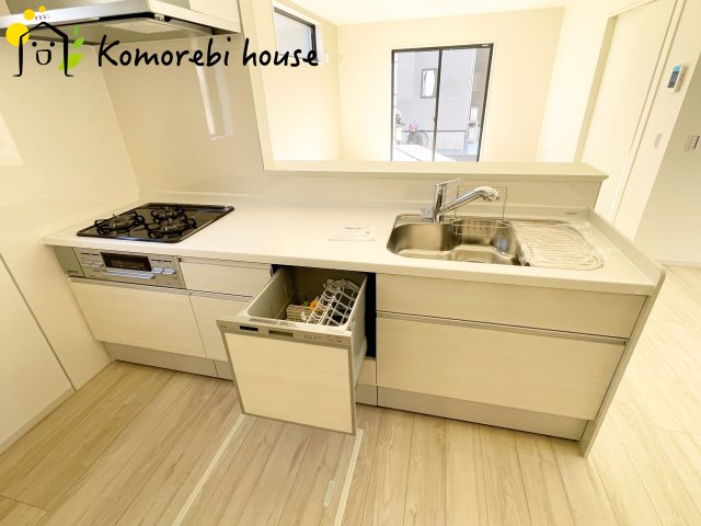 上尾市小泉　3期　新築一戸建て　クラフトピット　01のキッチン|きれいなキッチンです