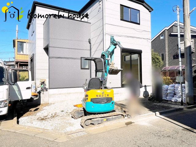 上尾市小泉　3期　新築一戸建て　クラフトピット　01の駐車場|車をお持ちの方に嬉しい駐車場付きの物件です