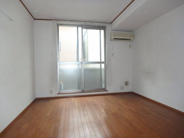 ラ・クロシェット本駒込の居間・リビング