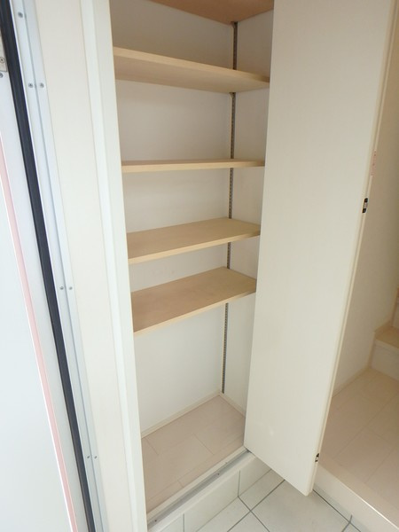 アルバ・トレ柏の収納