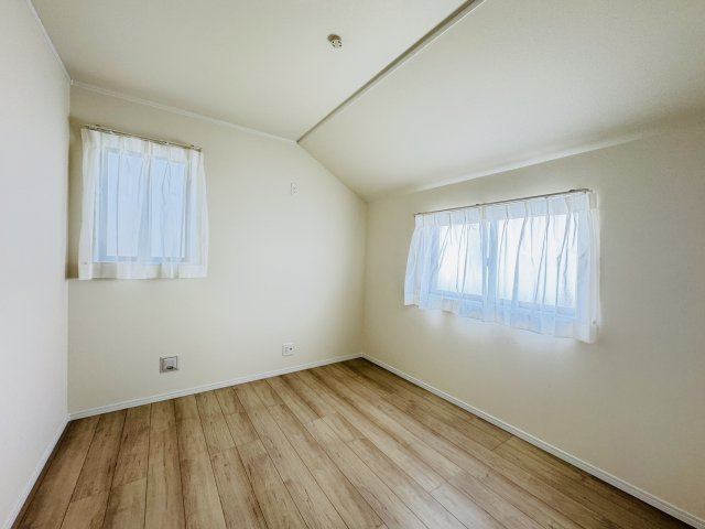 松戸市松飛台新築戸建【松飛台第二小学校：2分】の洋室|5.25帖洋室