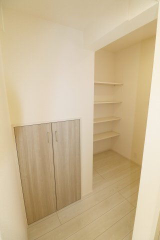 郡山市静町4期　　　　1号棟　　大成小学校、郡山第７中学区の収納