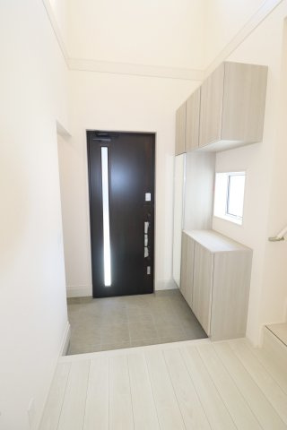 郡山市静町4期　　　　1号棟　　大成小学校、郡山第７中学区の玄関