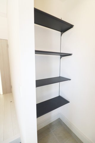 郡山市静町4期　　　　1号棟　　大成小学校、郡山第７中学区の玄関