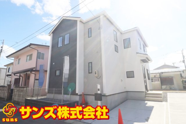 郡山市静町4期　　　　1号棟　　大成小学校、郡山第７中学区の外観|北西側から見た外観♪