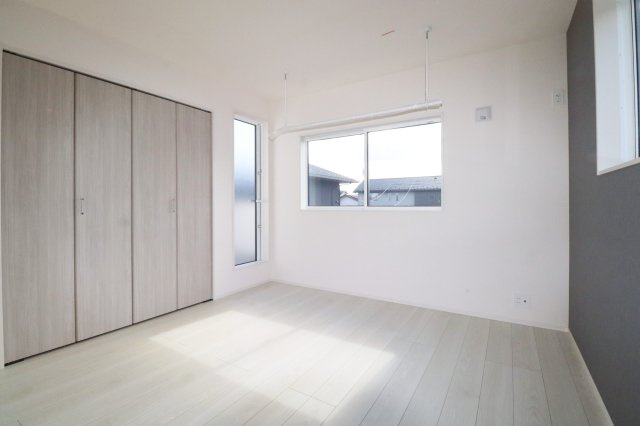 郡山市静町4期　　　　1号棟　　大成小学校、郡山第７中学区の洋室