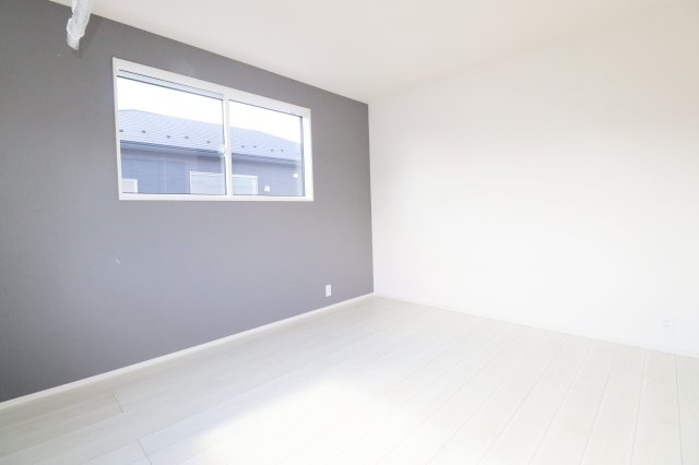 郡山市静町4期　　　　1号棟　　大成小学校、郡山第７中学区の洋室