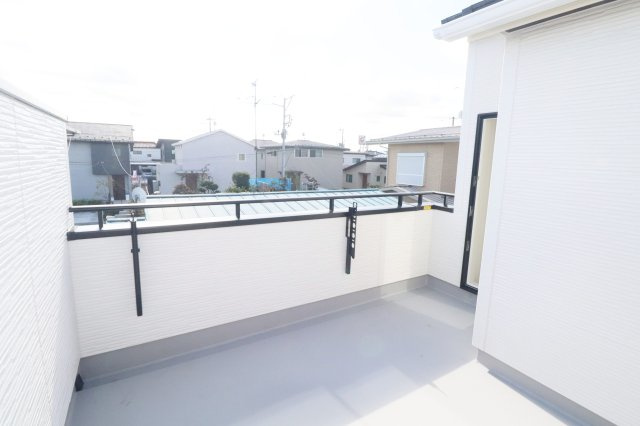 郡山市静町4期　　　　1号棟　　大成小学校、郡山第７中学区のバルコニー