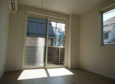 【居間・リビング】 | KOTI東高円寺 | 10.3帖のきれいなLDK。