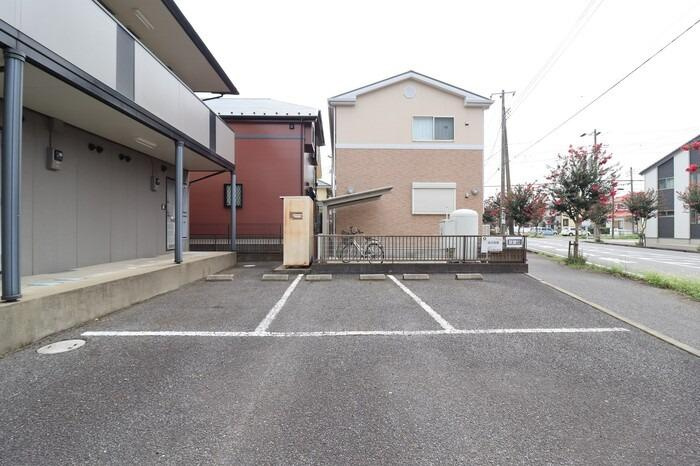 ヴィラデルニエの駐車場|駐車場です