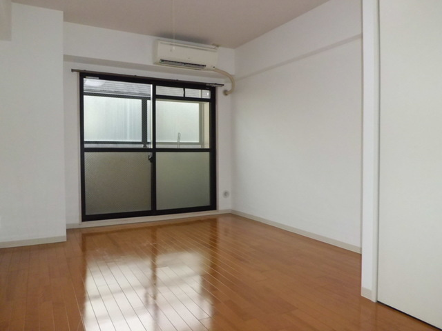 エスペランサ御影Ⅲの居間・リビング